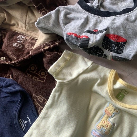 6-9M clothes lot - Picture 14 of 14